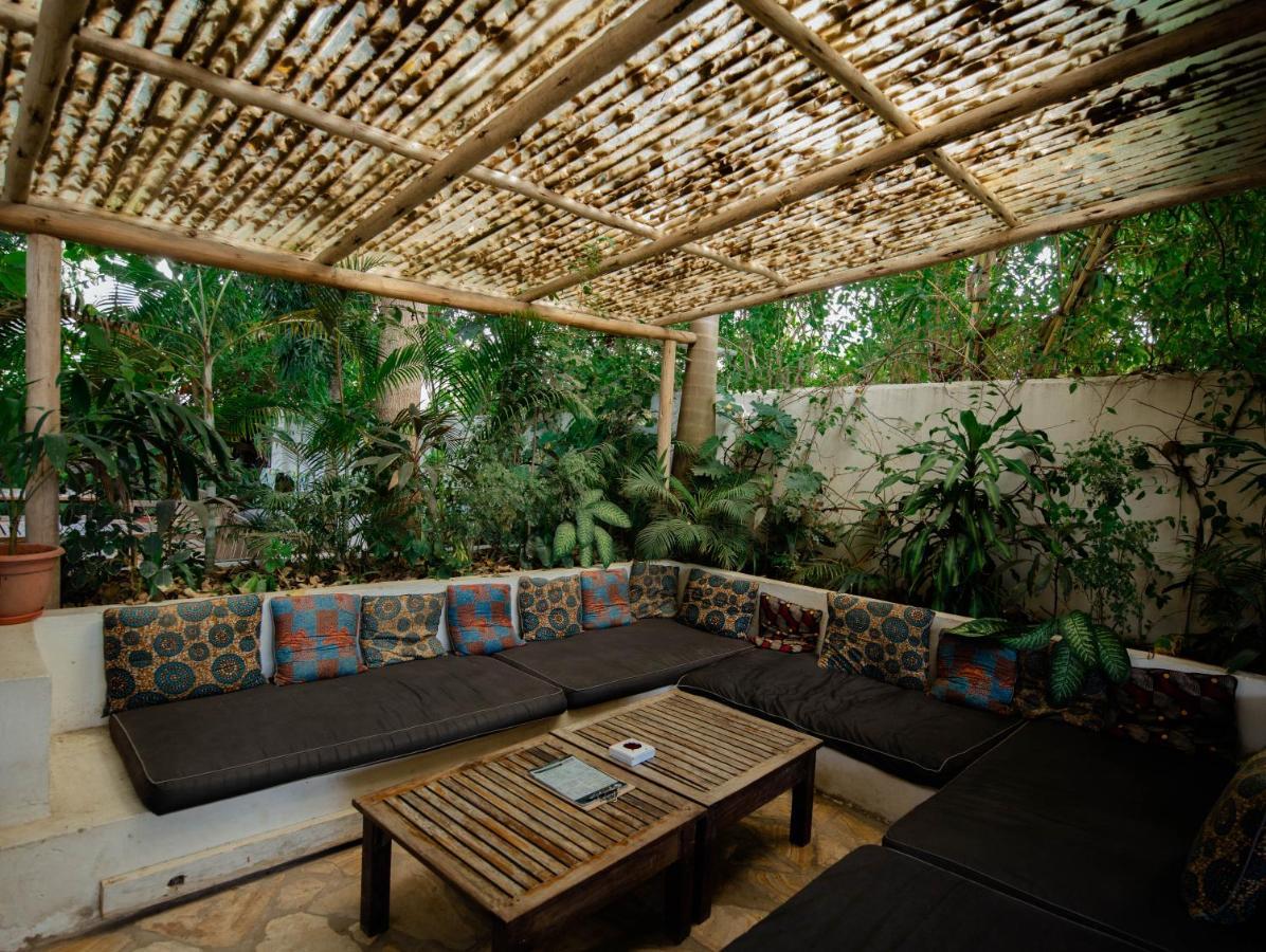 The Slow Leopard Dar es Salaam Exterior foto
