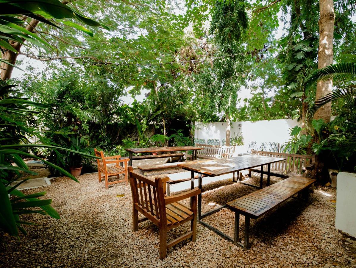 The Slow Leopard Dar es Salaam Exterior foto